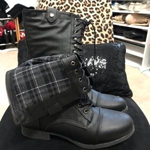 Cute boots size 10